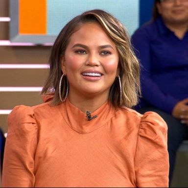 VIDEO: Chrissy Teigen demos how to make her signature breakfast bake on 'GMA' 