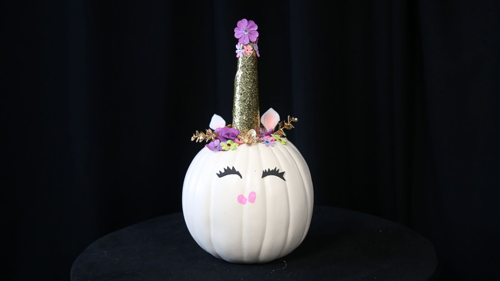 VIDEO: DIY unicorn pumpkin will bring magic to your Halloween