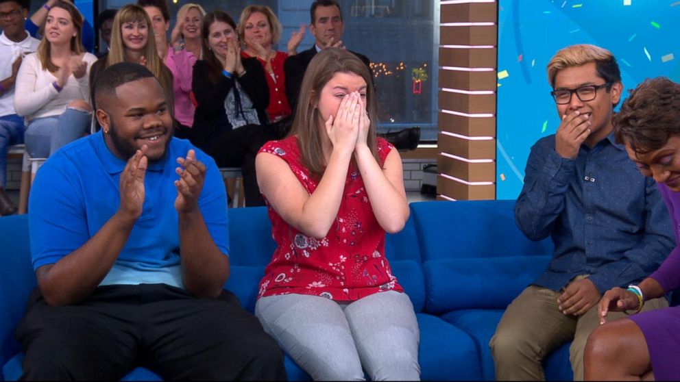 VIDEO: College Board surprises 3 students with $40,000 scholarships on 'GMA'