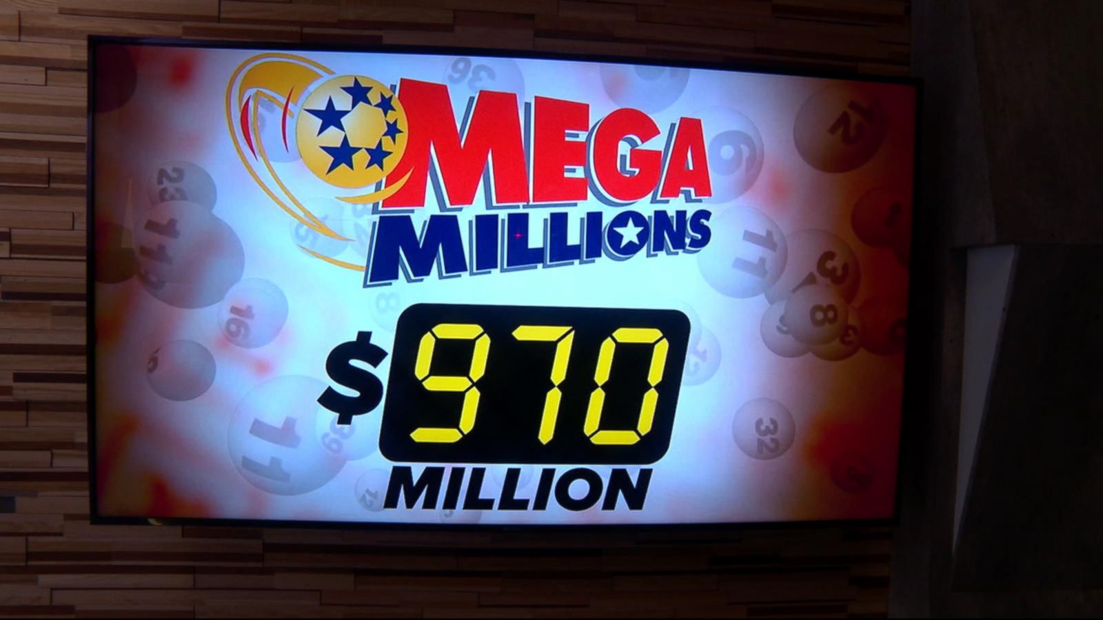 VIDEO: Billion-dollar lotto fever sweeps the country