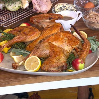 VIDEO: Chef Michael Symon shares 3 twists on Thanksgiving turkey recipes