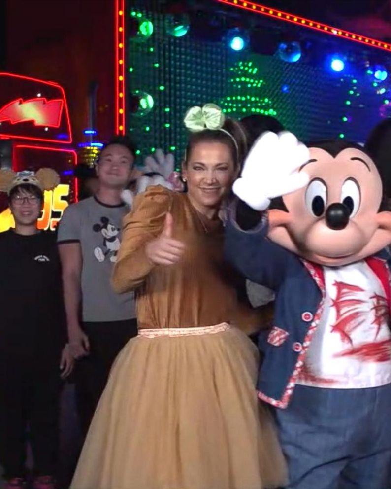 Video Mickey's Worldwide Birthday Bash: Disney superfan stops by