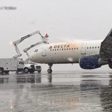 VIDEO: Winter storm forces flight delays, cancelations during holiday rush