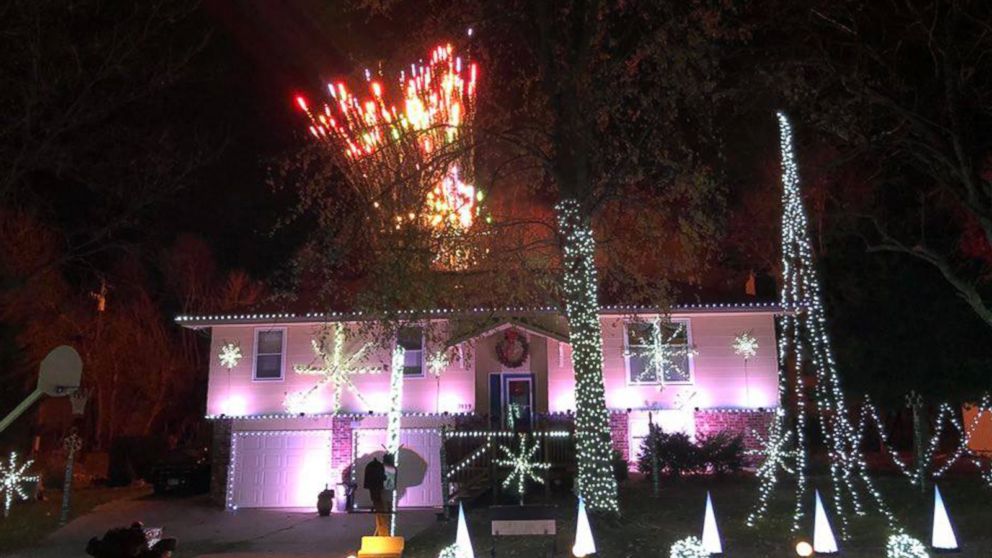 VIDEO: Ready for it? This Christmas light show is set to Taylor Swift's hit song