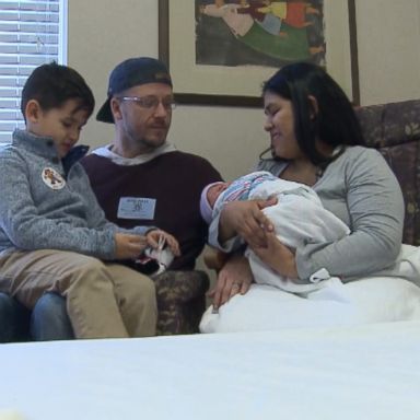 VIDEO: A Wisconsin couple received an early holiday gift when they were forced to park in a hotel parking lot and deliver their newborn daughter.