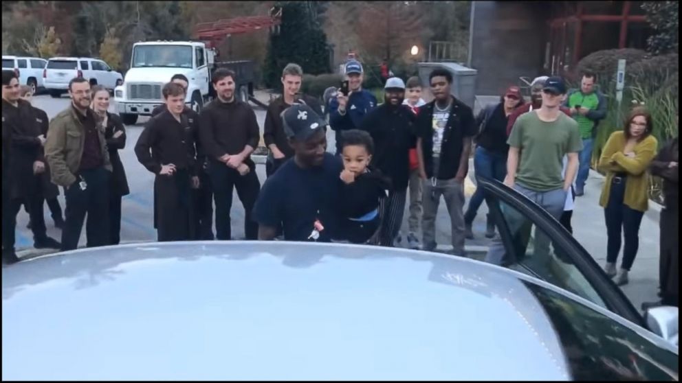 VIDEO: Restaurant manager, employees surprise co-worker with new car
