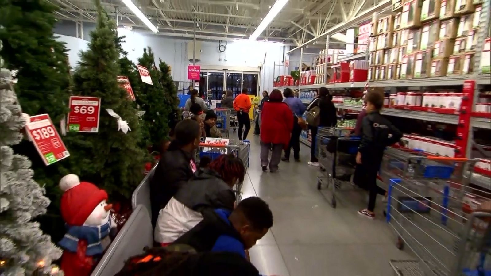 VIDEO: Tyler Perry pays off layaway items at 2 Georgia Walmart stores