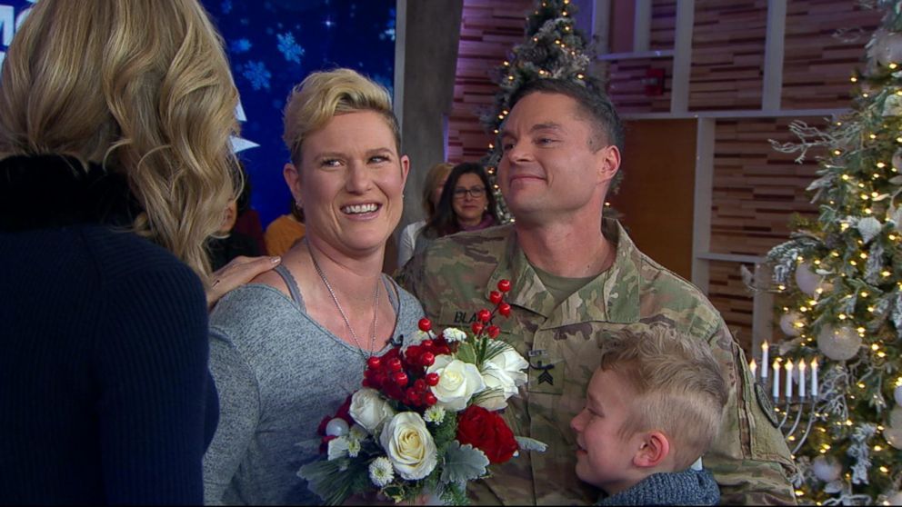 VIDEO: Military sergeant surprises his family for the holidays live on 'GMA'  