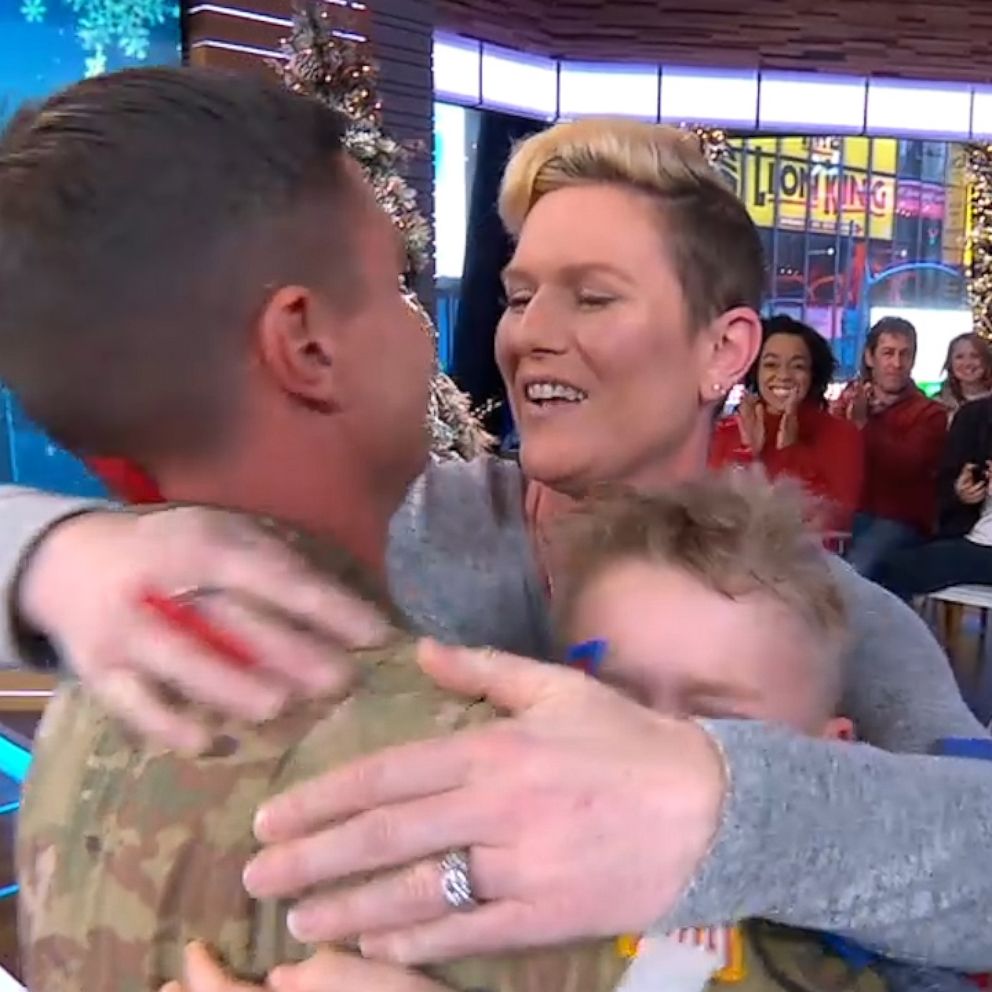 Carolina Panthers reunite military father and son on Christmas Eve