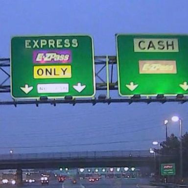 VIDEO: What to expect as the holiday travel rush reaches its peak