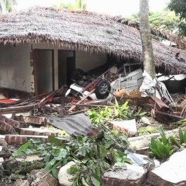 VIDEO: Search for survivors after deadly tsunami hits Indonesia 