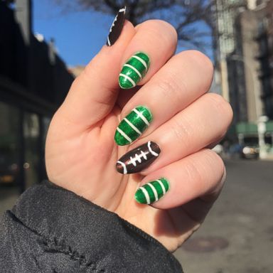 VIDEO: These DIY Super Bowl-themed nails are a touchdown