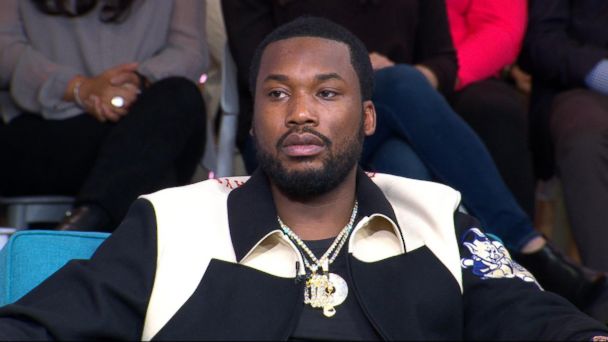 Meek Mill Offers To Help Victims Of A Fatal Philly House Fire - The Source