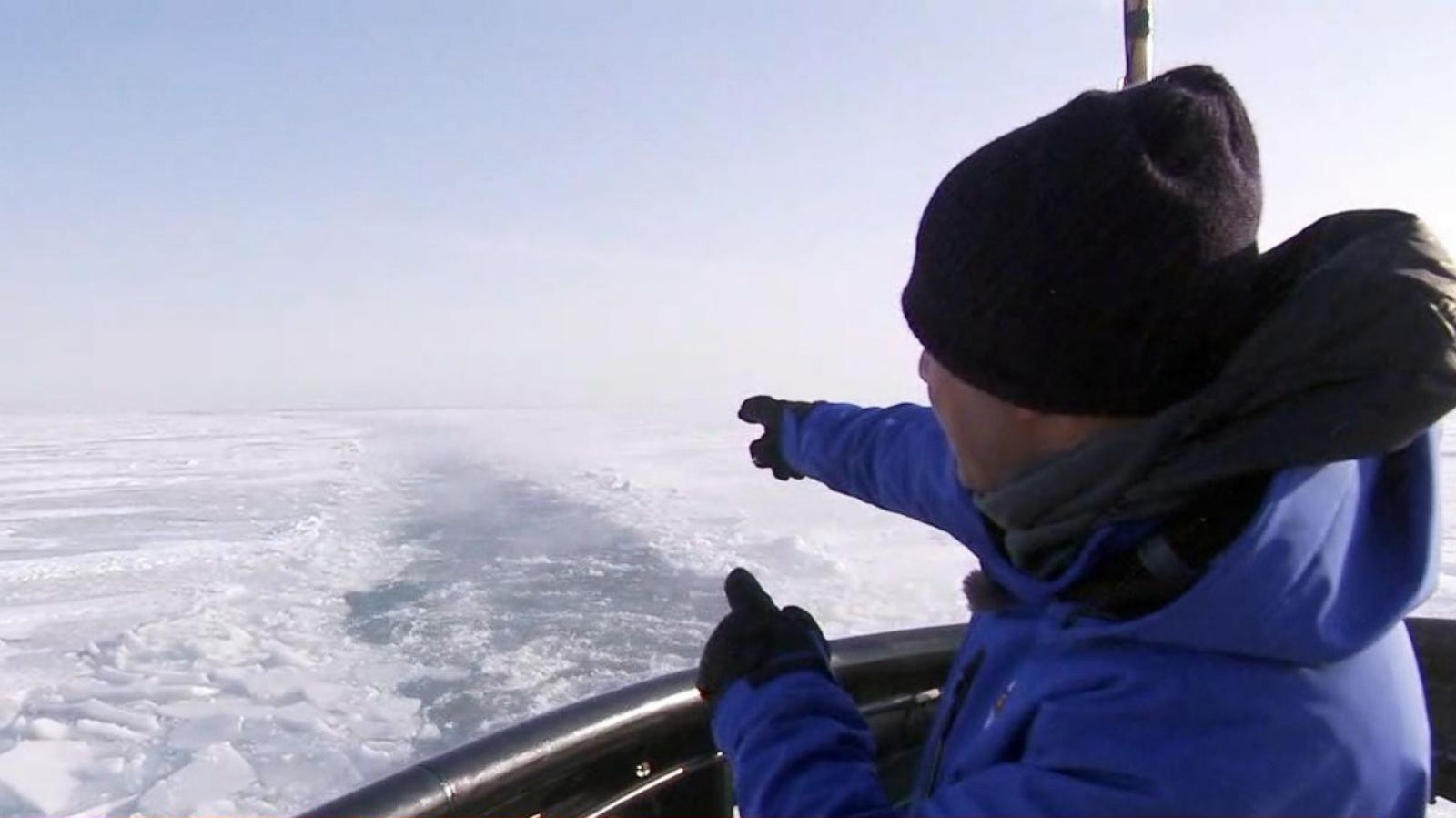 VIDEO: Ice breakers work to clear out critical waterways