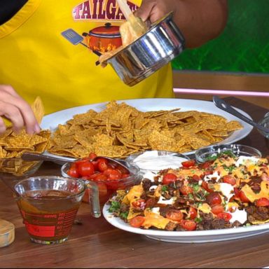 VIDEO: Super Bowl party recipes: Must-try 'Touchdown' nachos with chorizo and wonton nachos