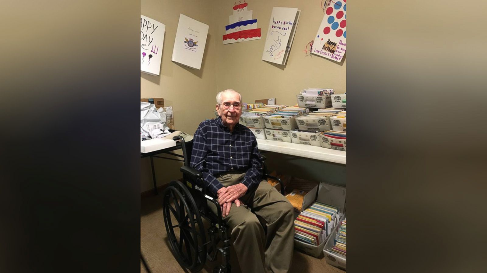 VIDEO: WWII veteran asks for 100 cards for his 100th birthday and gets thousands