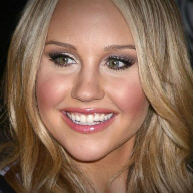 VIDEO: Amanda Bynes checks into mental health facility