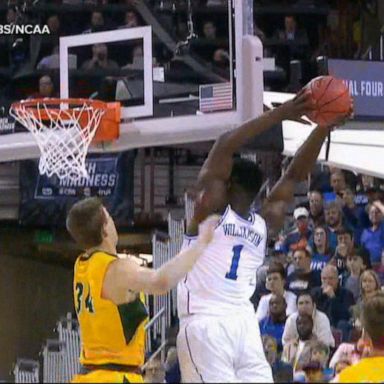 VIDEO: Duke's Zion Williamson dominates in 1st March Madness game