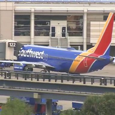 VIDEO: Boeing 737 Max 8 forced to make emergency landing