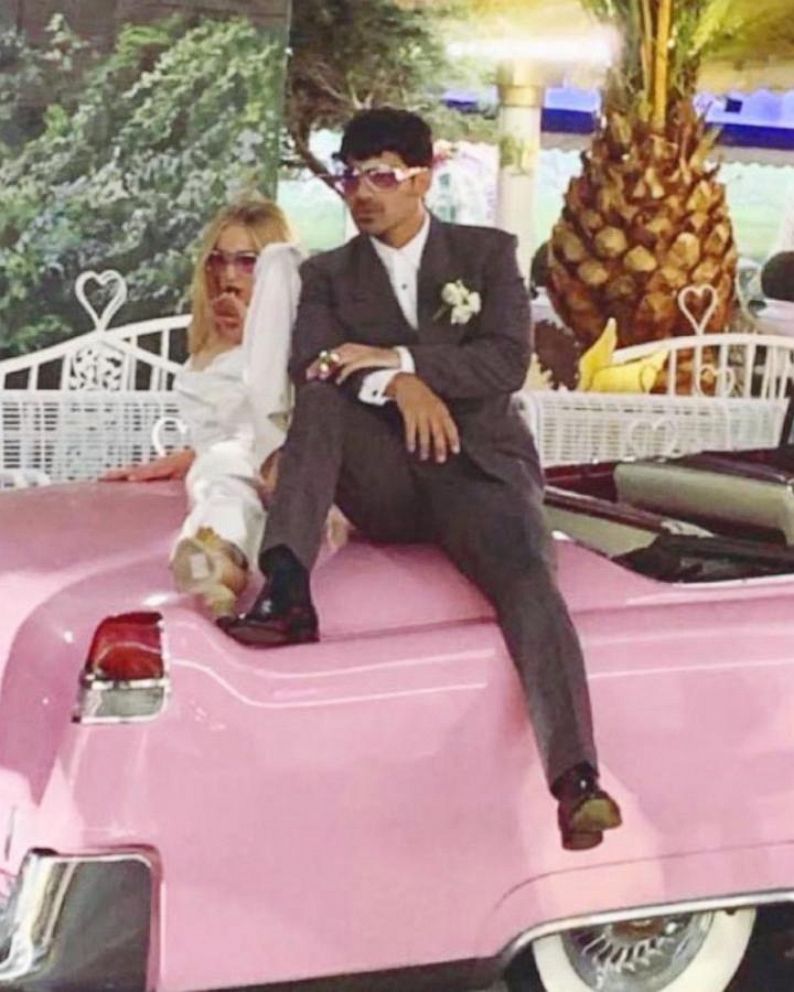 Sophie Turner dumps unseen photos from her Vegas wedding with Joe Jonas  feat Priyanka Chopra