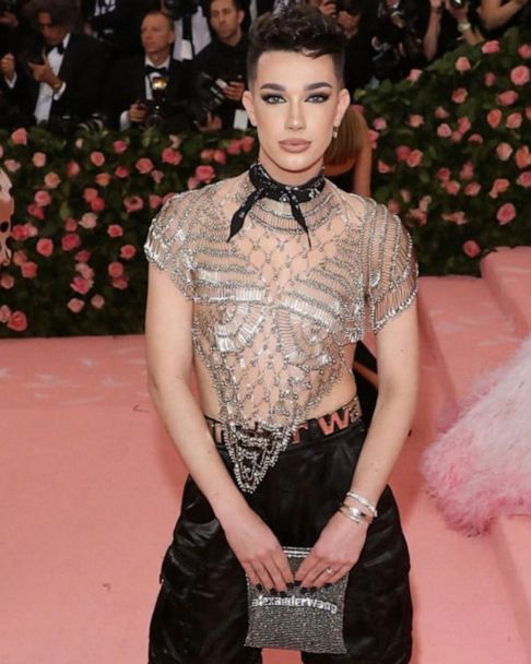 James Charles Shares Nude Photo After Twitter Hacked | atelier-yuwa.ciao.jp