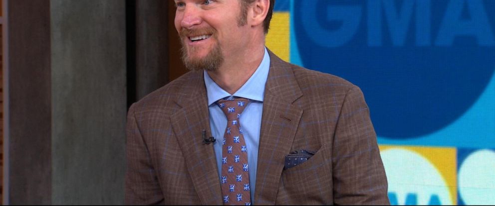 does dale earnhardt jr smoke cigarettes Was "Disappointed" With Dale Jr.'s Smoking Habit, But It Was Amy Who Got Him to Quit Dale Earnhardt Jr. Reveals How