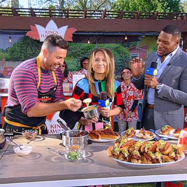 VIDEO: Ryan Scott demos the perfect Memorial Day sliders and hot dog recipe 