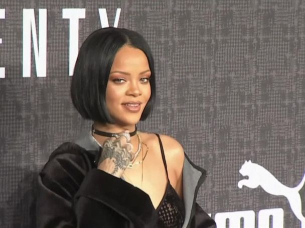 Rihanna Debuts First Look at LVMH Fenty Fashion Brand – The Hollywood  Reporter