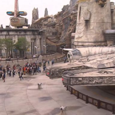 VIDEO: 'Star Wars' fans head to Disneyland for Galaxy Edge's official opening