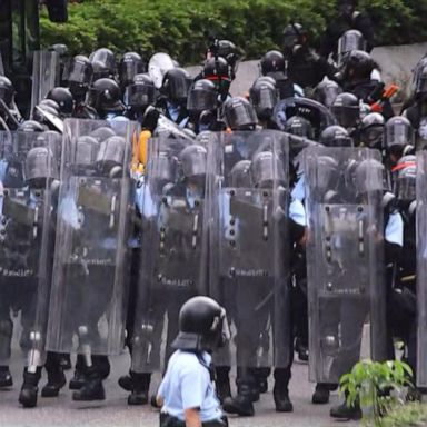 VIDEO: Police fire tear gas at Hong Kong protesters