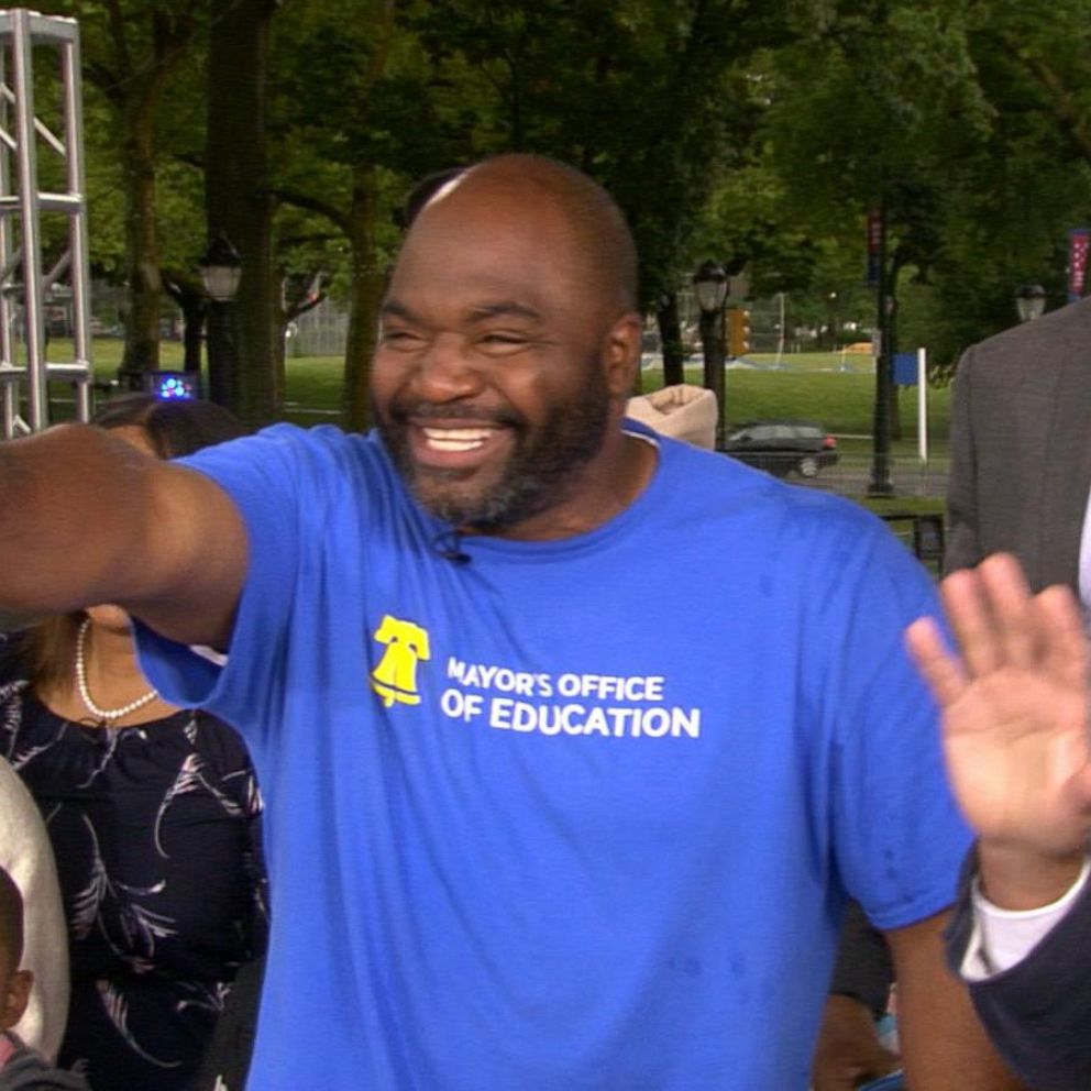 GMA' surprises Kansas City Royals fan for Father's Day l GMA 