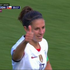 Carli Lloyd: U.S. soccer star makes 55-yard field goal at NFL practice