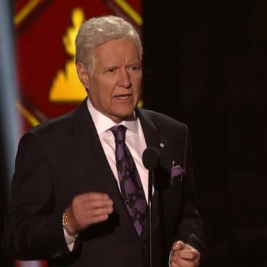 VIDEO: Alex Trebek gets standing ovation at NHL Awards