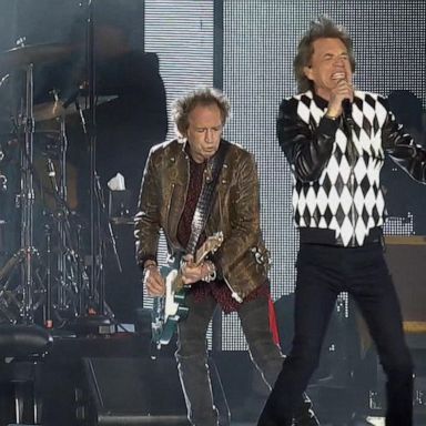 VIDEO: The Rolling Stones kick off tour in Chicago