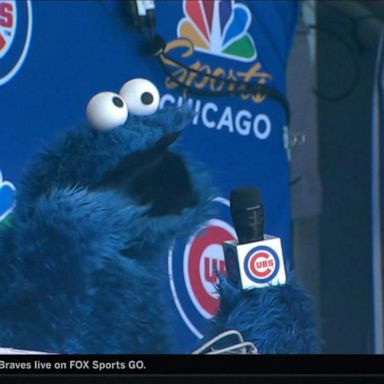 VIDEO: Cookie Monster sings during 7th-inning stretch at Cubs game