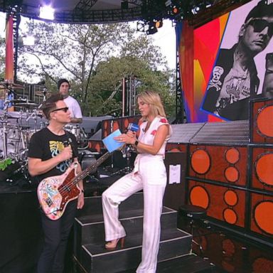 PHOTO: Catching up with Blink 182 live on 'GMA'