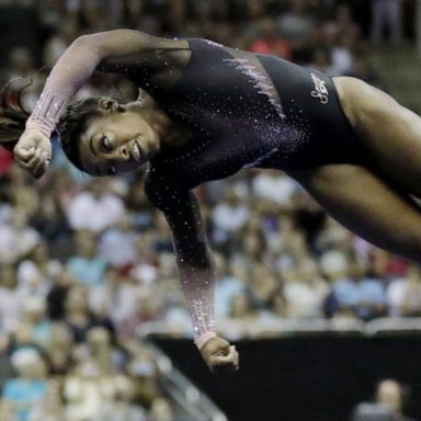 PHOTO: VIDEO: Simone Biles' historic double-double beam dismount 