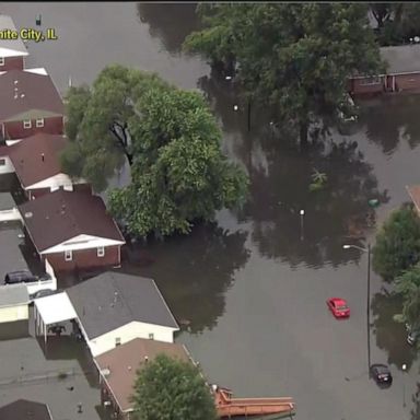 VIDEO: Midwest hit by powerful storms as system moves East