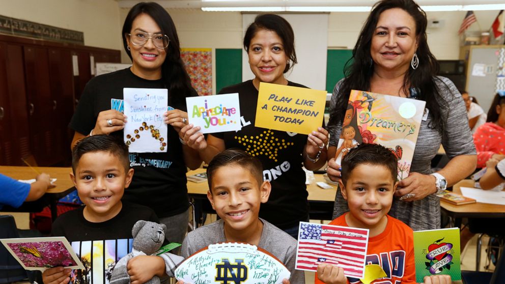 Report Thousands Of Wisconsin Students >> People Around The Country Rally To Send Postcards To Students In El Report Thousands Of Wisconsin Students >> People Around The Country Rally To Send Postcards To Students In El