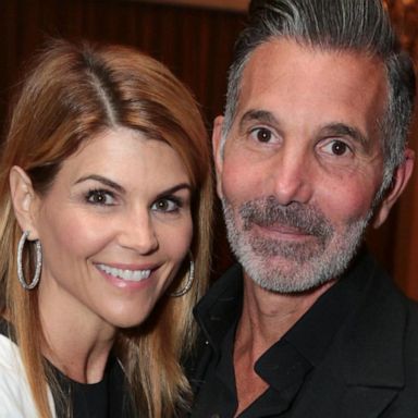 VIDEO: Lori Loughlin, husband set to appear in court 