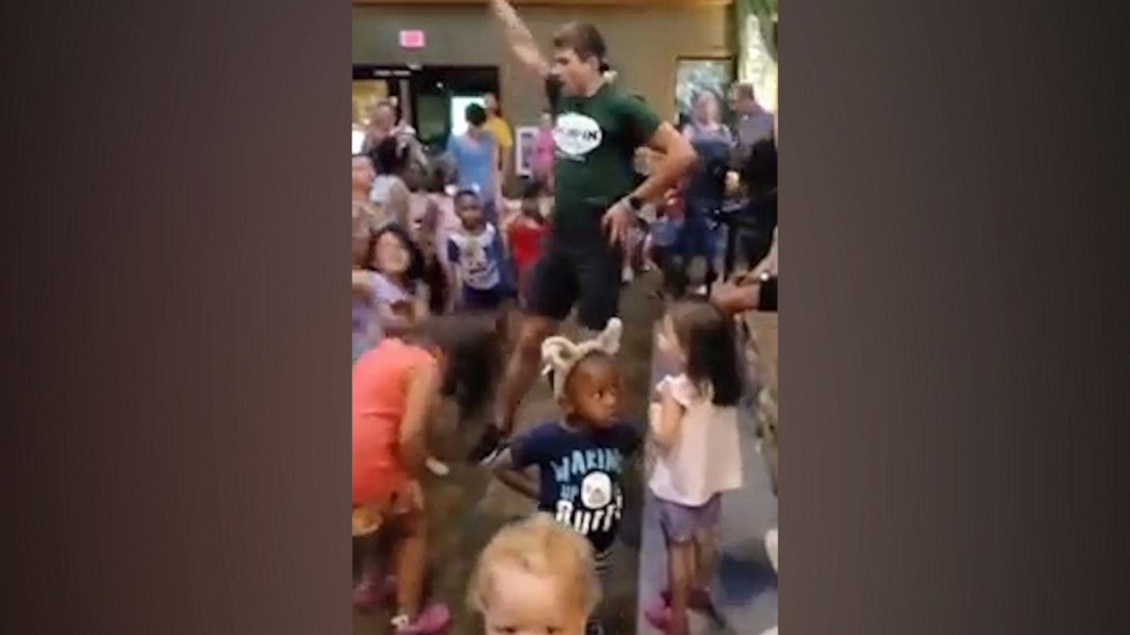 VIDEO: This dancing Great Wolf Lodge employee is workplace #goals