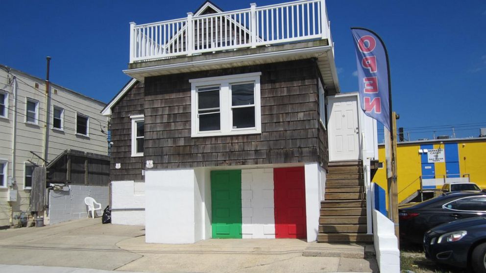 You can stay in the 'Jersey Shore' house, so time to GTL Good Morning