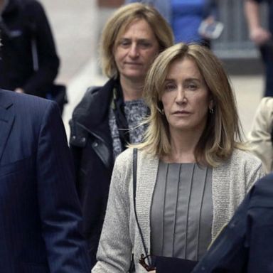 VIDEO: Felicity Huffman arrives in Boston for sentencing