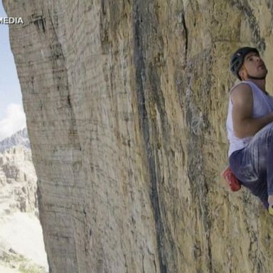 VIDEO: Mountain climber free solo scales the Italian Alps 