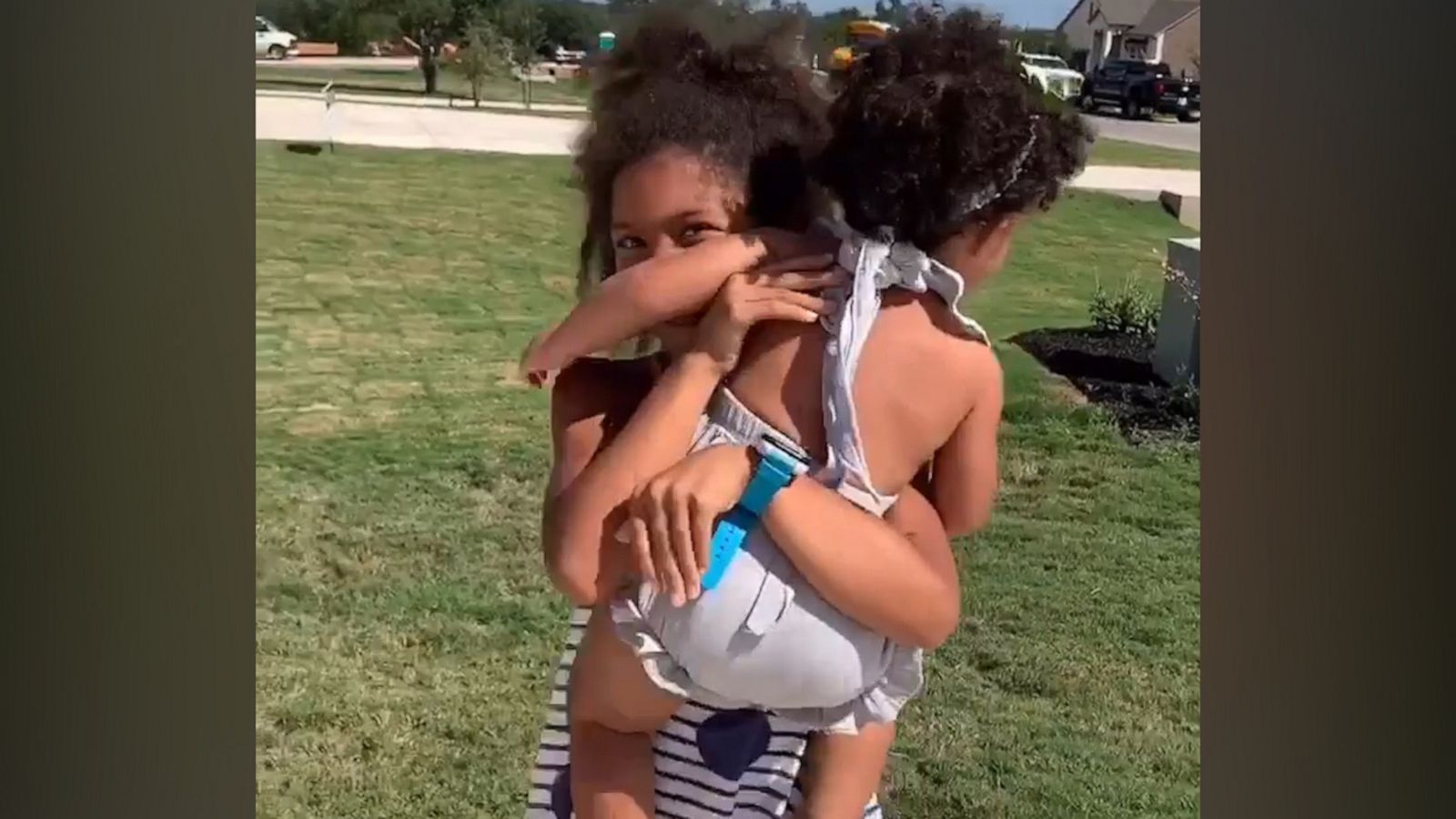 VIDEO: 1-year-old waits outside each day to hug sister