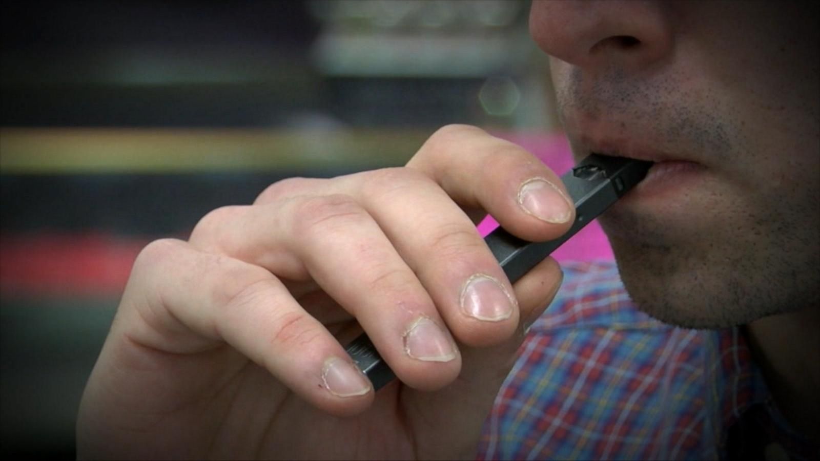 VIDEO: 2 vaping-related deaths reported in Minnesota