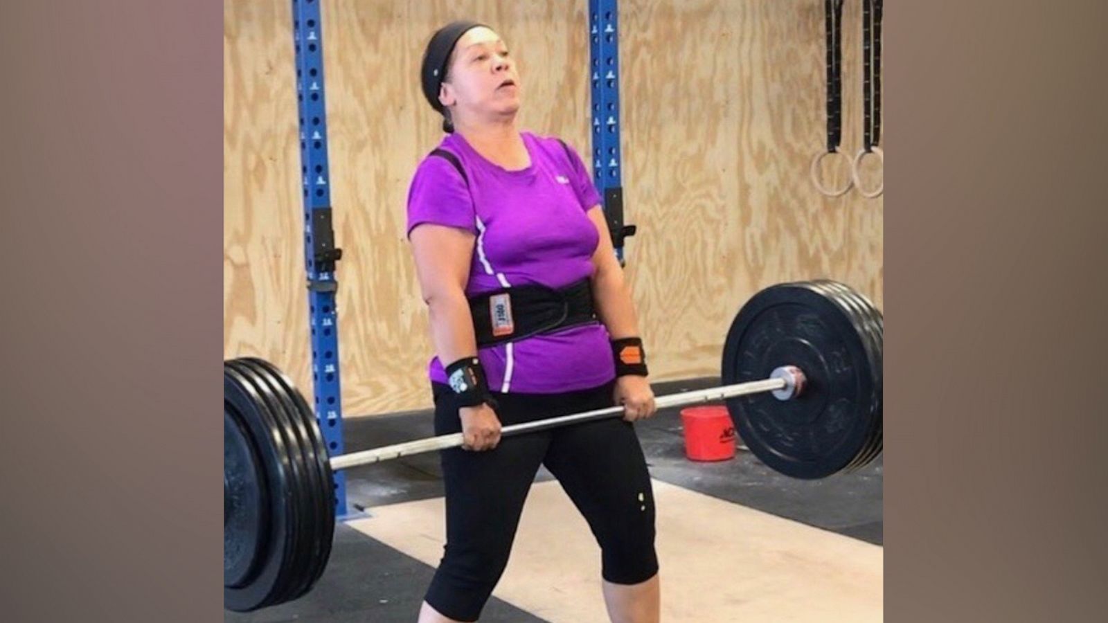 VIDEO: Great-grandmother lost 70 pounds doing CrossFit