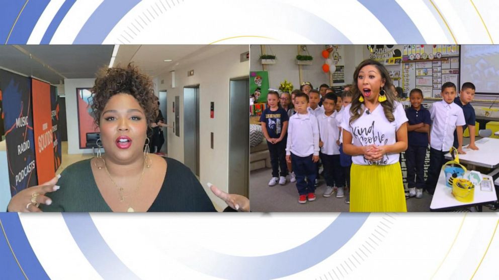 Lizzo Meets 2nd Graders Behind Viral Truth Hurts Video Abc News - lizzo truth hurts roblox id