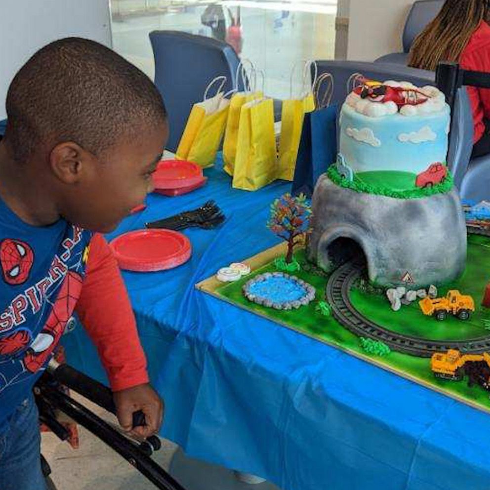 Kids Birthday Cakes | My Kids Lick The Bowl