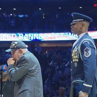 VIDEO: Veteran steals the show with national anthem performance